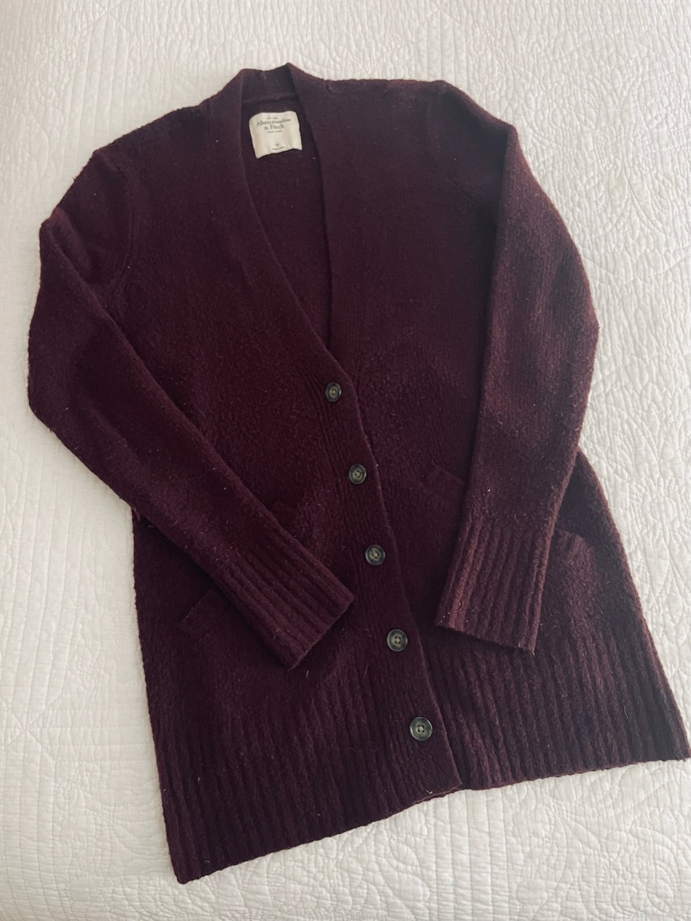 Abercrombie and Fitch Stretchy Burgundy Cardigan Lagenlook Preppy Grandpacore